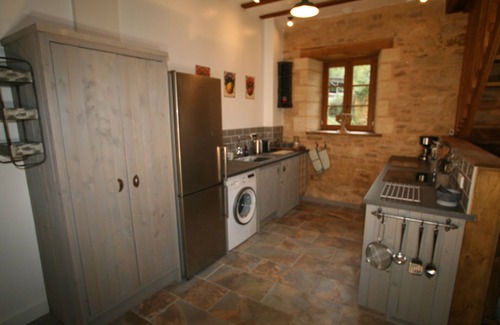 Saint-Sulpice-d'Excideuil House | Oak Barn Luxury Self Catering Property with pool, ideal for families and couples