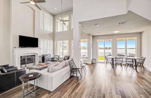 Horseshoe Bay House | Oak Rock Point