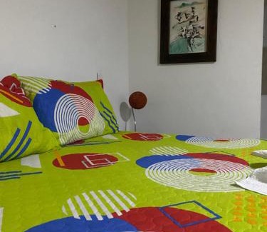 Guatape House | Oak Tree house
