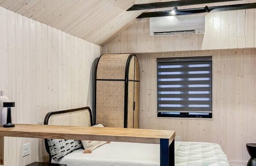 Roseneath Cabin | Oak View Cabin Nordic Modern Newly Renovated