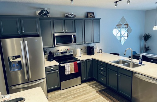 Oakdale House | Oakdale Oasis- Close to everything