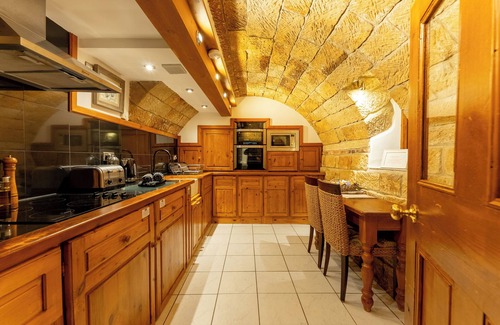 Alfreton Cottage | Oakerthorpe Holiday Village