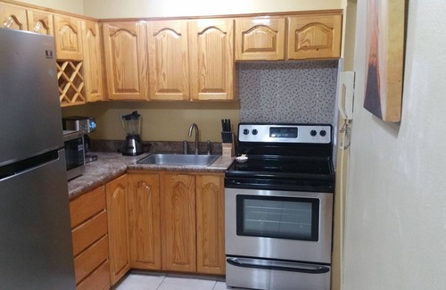 Camperdown Apartment | Oaklands Guest Oasis