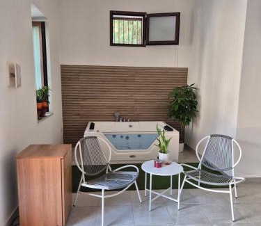 Casalnuovo di Napoli Apartment | Oasi Suite