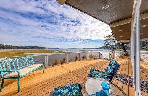 Port Hadlock House | Oasis By The Sea