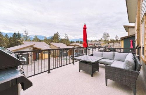 East Kootenay House | Oasis Getaway, Mins to Lake, King Bed, Dbl Garage