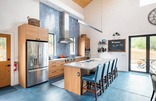 Sebastopol House | Oasis in Sonoma County