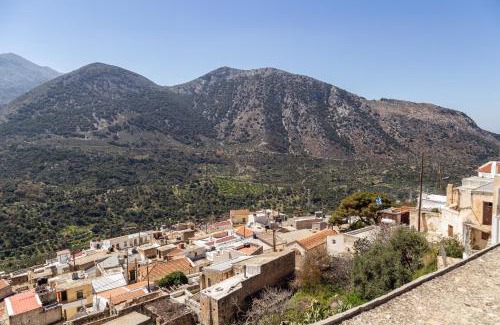 Vrachasi House | Oasis Mountain House