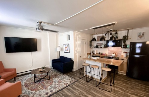 Old North End Apartment | Oasis near Church Street