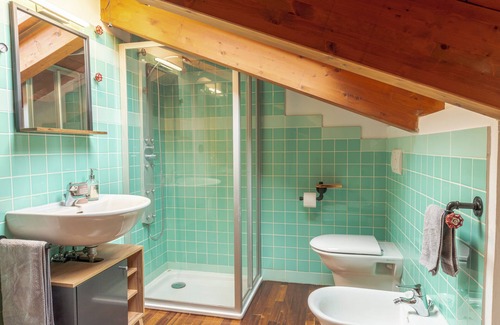 San Martino in Rio Apartment | Oasis of Comfort, in the heart of San Martino in Rio a stone's throw from the castle