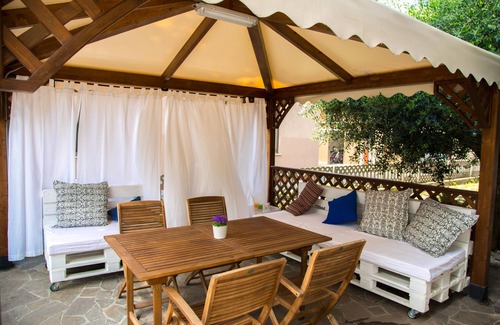 Marotta Apartment | oasis of relaxation not far from the sea, parking in the inner courtyard.