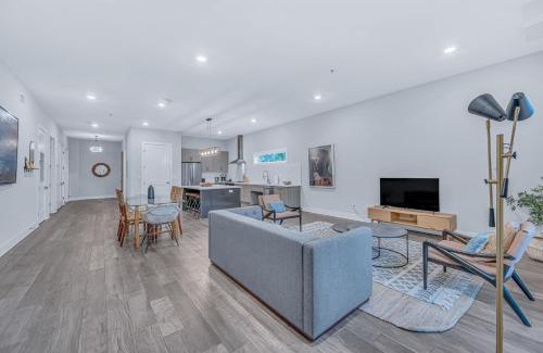 Chestnut Hill Apartment | Oasis on 2nd #201