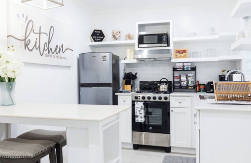 Nassau Apartment | Oasis on Poitier in Nassau Bahamas - your private retreat.