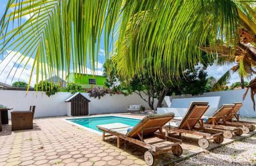 Sunset Heights Villa | Oasis on the Hill