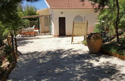 Sciacca House | Oasis on the sea - cottage 2 On the beach.