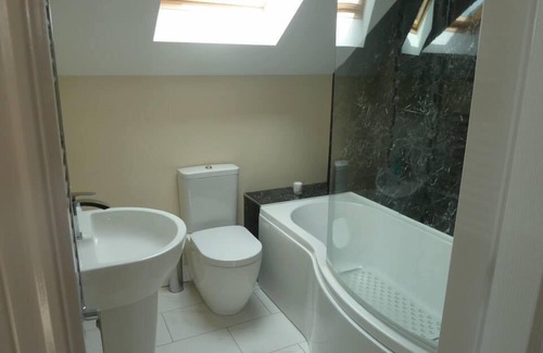 Hillsborough Cottage | Oatalnds Self Catering Let 'The Farrow'