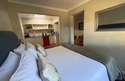 Grahamstown Apartment | Oatlands Cottages