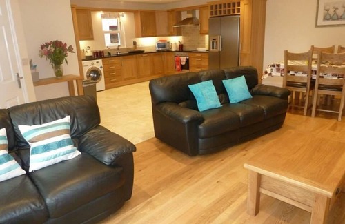 Hillsborough Cottage | Oatlands Self Catering Lets 'The Mill'