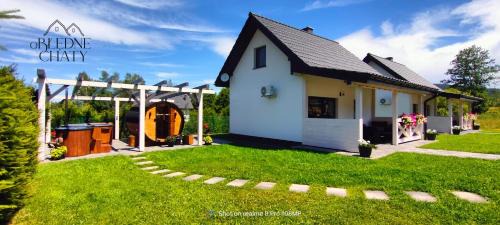 Radkow Villa | oBłędne Chaty