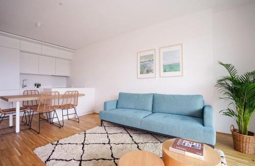 Favoriten Apartment | Oberlaa New Apartment - 15 Min to City