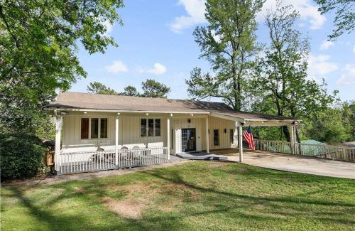 Crestline Heights House | Observatory Drive Terrace House