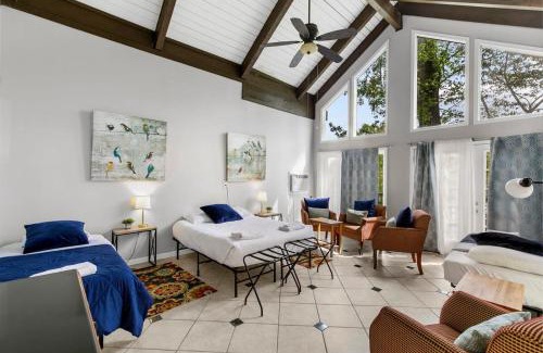 Crestline Heights House | Observatory Drive Terrace House