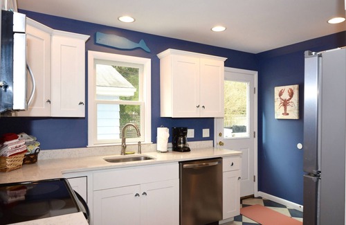 The Pines House | OCEAN BLOCK Rehoboth Beach Home Sleeps 10 w/Parking