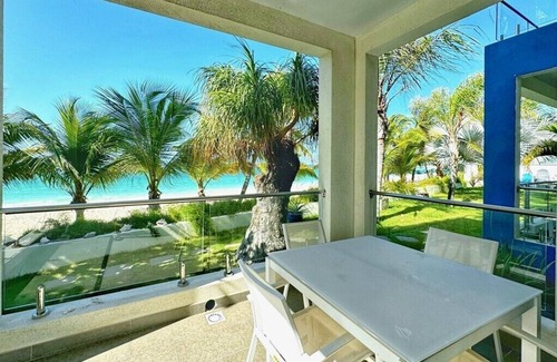 Simpson Bay Condo | Ocean Breeze at Le Papillon; Modern with steps to the Beach! Backup Generator!