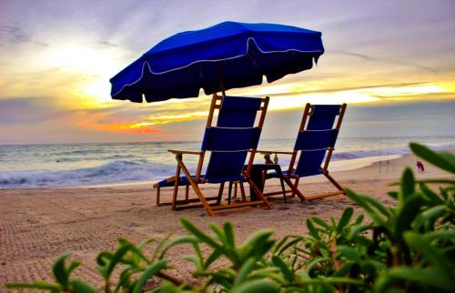 Central Beach Resort | Ocean Breeze Inn Vero Beach