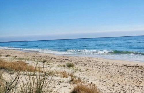 Scamander House | Ocean Breeze - Sleeps 12 - Pet Friendly