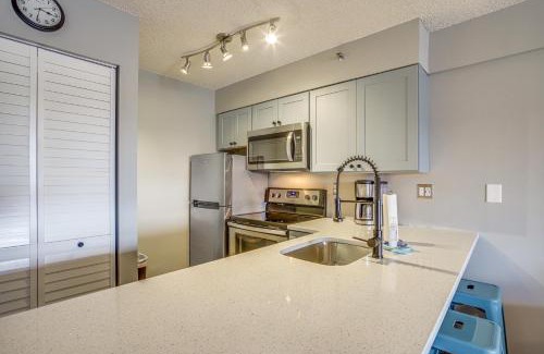 Midtown Ocean City Apartment | Ocean City Studio with Balcony - Steps to Boardwalk!