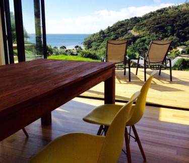 Kuaotunu House | Ocean Cliff Court