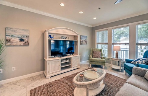 Indian Beach Apartment | Ocean Club Condo with Community Pool and Hot Tub