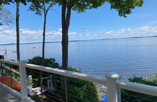 Bayside Cottage | Ocean Cottage - Waterfront Property on Penobscott Bay w/2 Decks & Private Beach
