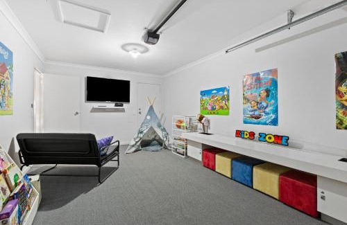 Ocean Grove House | Ocean Dreams- Perfect whole family getaway! Kids Games room, Pet friendly!
