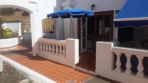 Los Cristianos Apartment | Ocean Dreams Suite heated pool