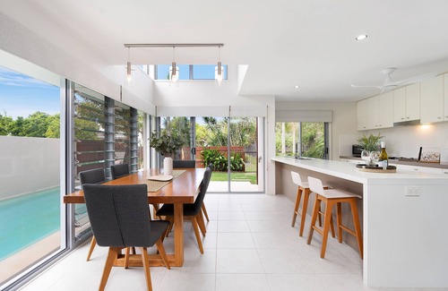 Mount Coolum House | Ocean Escape - pets by approval