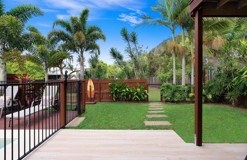Mount Coolum House | Ocean Escape - pets by approval