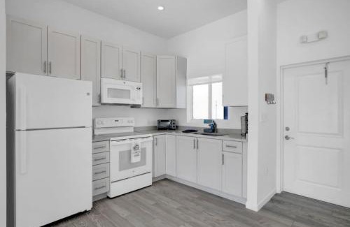 Marathon Apartment | Ocean Front Breeze in Paradise