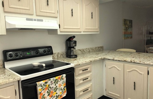 Winslow Reserve Condo | Ocean Front Condominium Unit, Weekly furnished rental, Corporate Rate available.