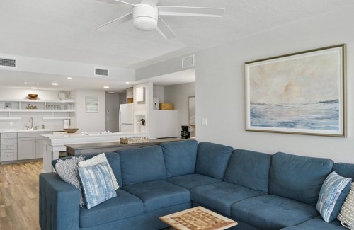 North West Florida Apartment | Ocean Front Oasis 4 bedroom 2.5 bathroom unobstructed gulf view condo