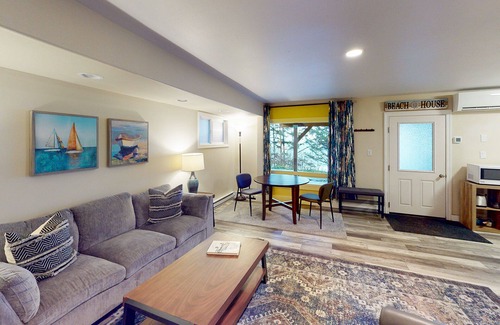 Yachats Condo | Ocean Front, Sunset at Oregon House, Stairs to the Beach!