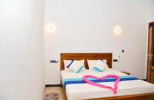Pottuvil Division 2 Bed & Breakfast | Ocean Grace
