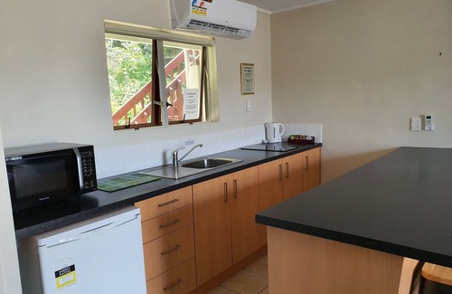 Northcote Hotel | Ocean Inn Motel