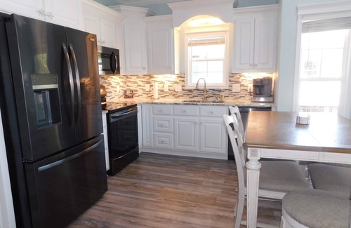 Surfside Beach House | Ocean Lakes Getaway | 5-Min Walk to Beach