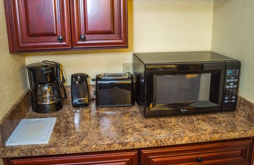 Cocoa Beach Condo | Ocean Landing Resort and Racquet Club-Beautiful 1 Bedroom Suite