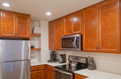 Monterey Condo | Ocean Pines #50 - Pebble Beach Condo - Oceanview, Top Floor with Elevator