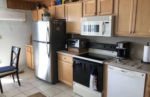 Islamorada Condo | Ocean Side Condo In Paradise Mm 76.5-Islamorada, Fl (28 day minimum required)