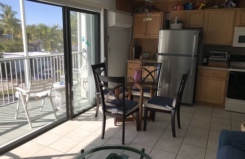 Islamorada Condo | Ocean Side Condo In Paradise Mm 76.5-Islamorada, Fl (28 day minimum required)