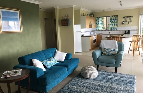 Arakoon Apartment | Ocean Sounds - private with ocean views and pool